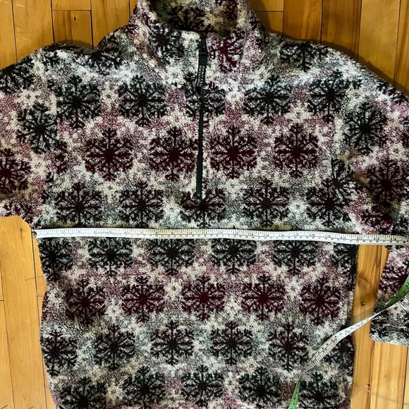 Vintage Northern Getaway Fleece Pull Over - Picture 6 of 15